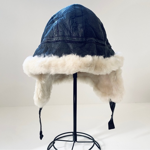 Leather trapper hat main image 6